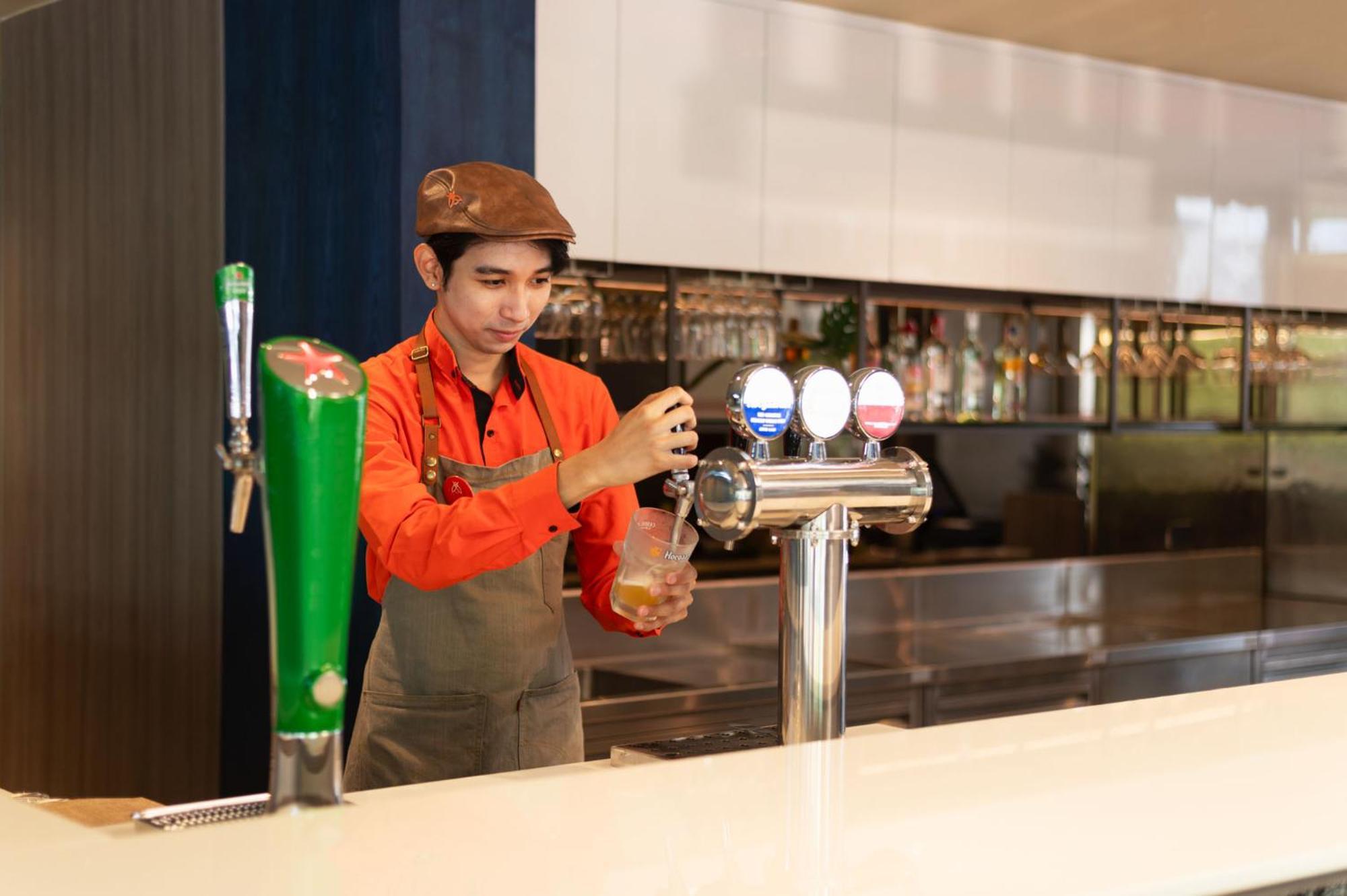 Hotel Lumen Bangkok Udomsuk Station Esterno foto