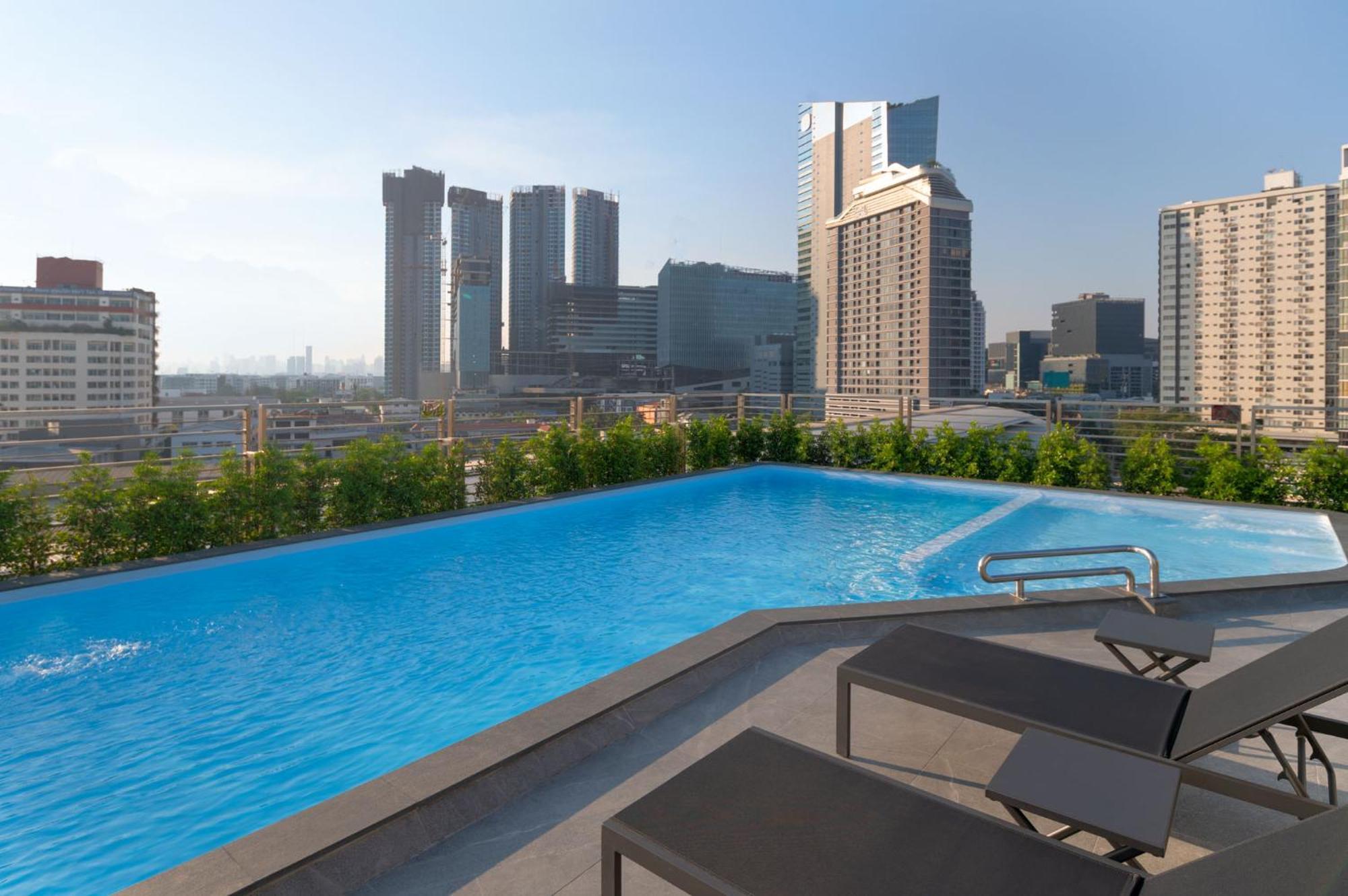 Hotel Lumen Bangkok Udomsuk Station Esterno foto